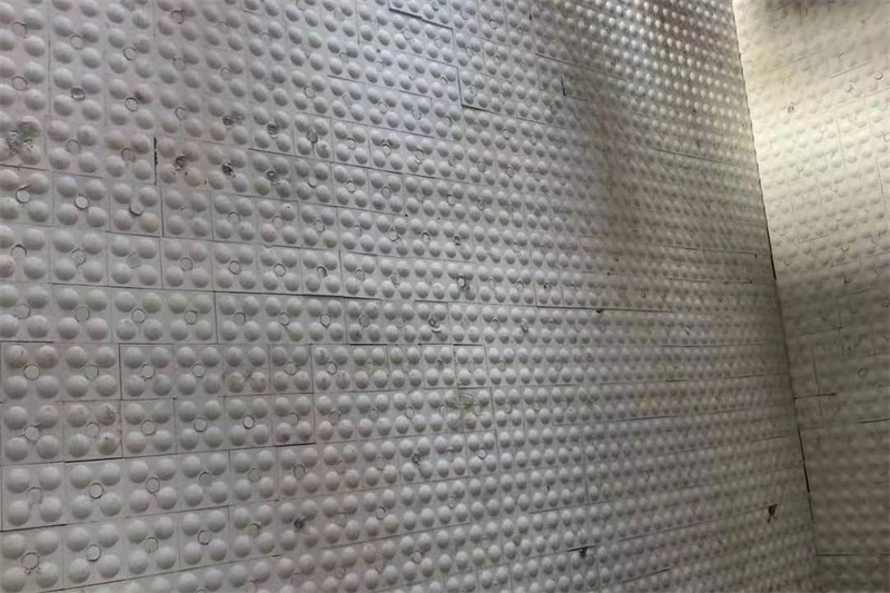 陶瓷施工现场图